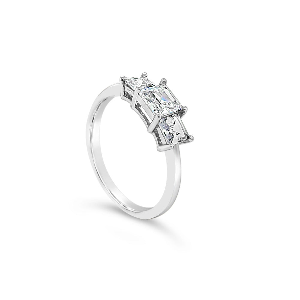 Avery Diamante Absolute Sterling Silver Ring - Eva Victoria